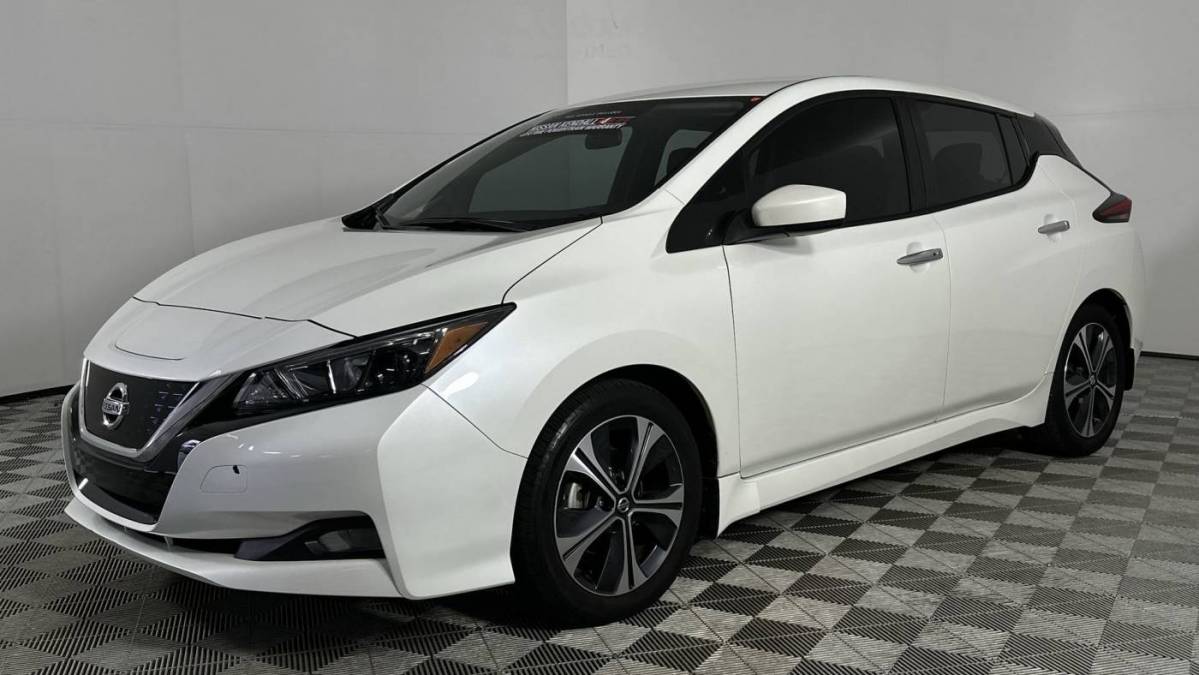 2022 Nissan LEAF 1N4AZ1CV2NC562288