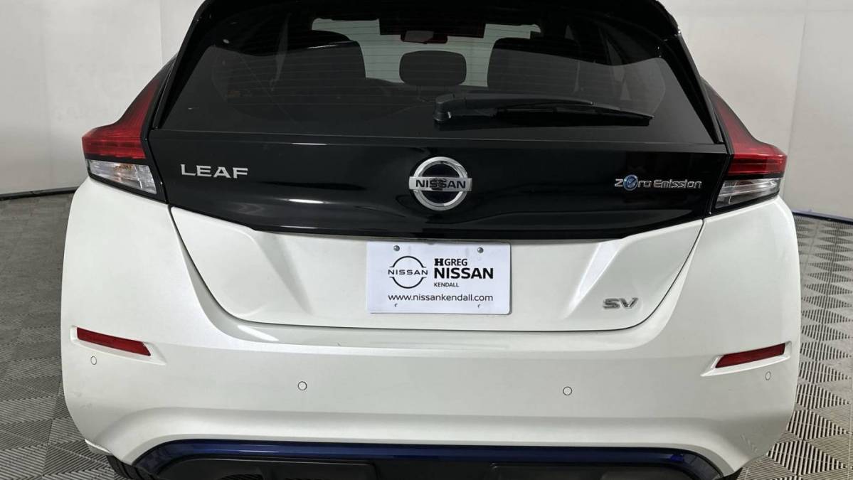 2022 Nissan LEAF 1N4AZ1CV2NC562288