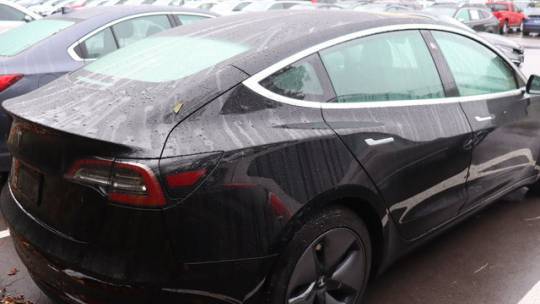 2019 Tesla Model 3 5YJ3E1EA3KF304305