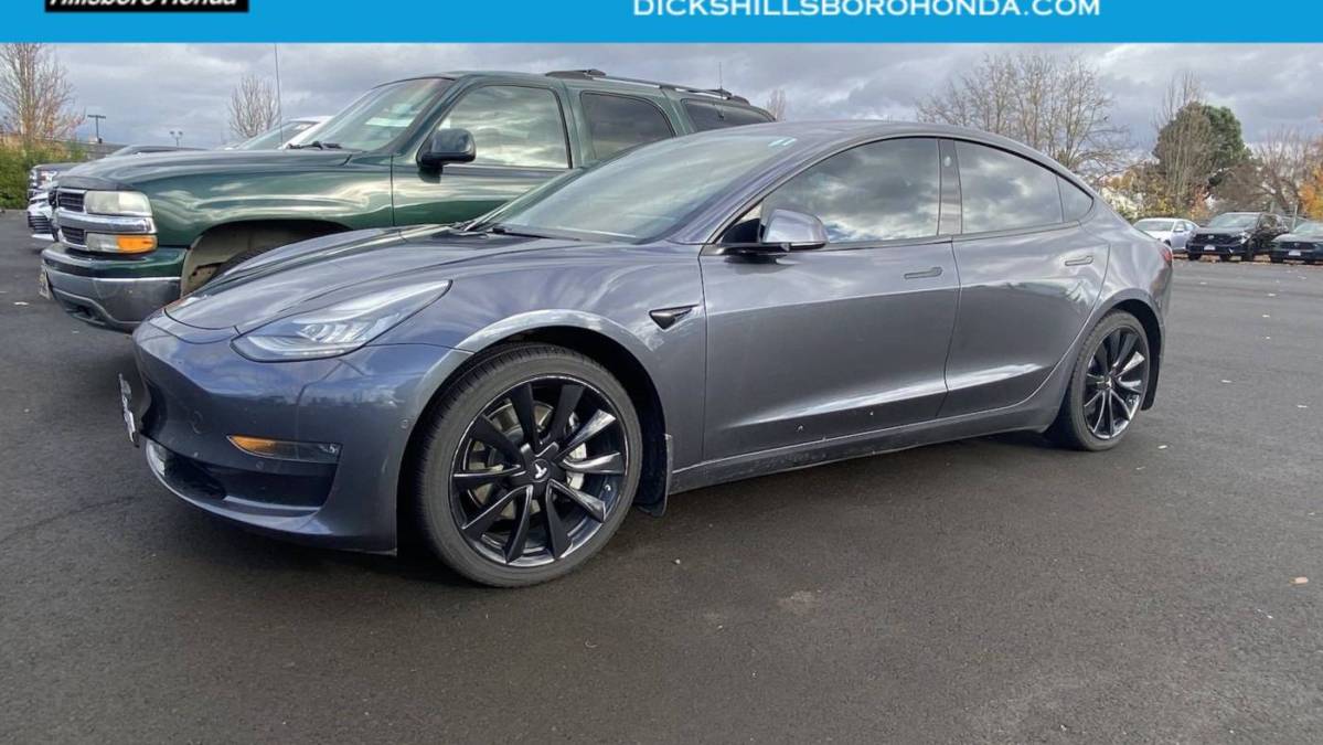 2018 Tesla Model 3 5YJ3E1EA7JF110181