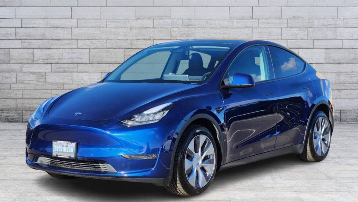 2021 Tesla Model Y 5YJYGDEE5MF069008