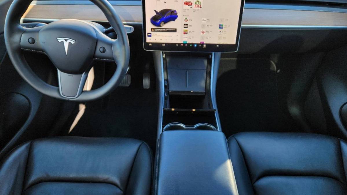 2021 Tesla Model Y 5YJYGDEE5MF069008