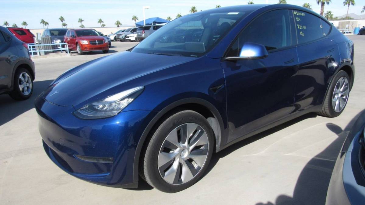 2020 Tesla Model Y 5YJYGDEE7LF057764