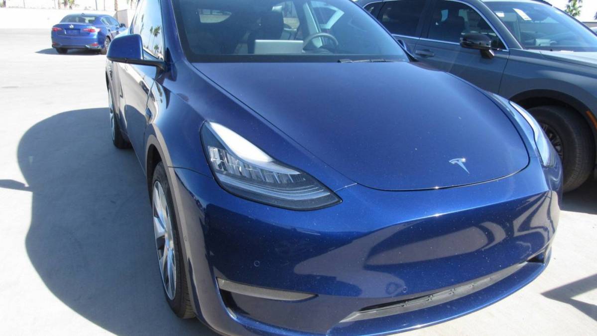 2020 Tesla Model Y 5YJYGDEE7LF057764