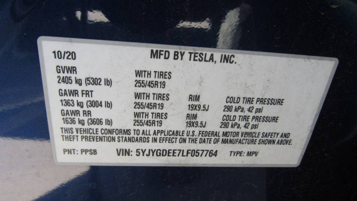 2020 Tesla Model Y 5YJYGDEE7LF057764