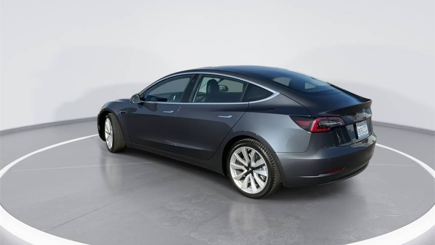 2019 Tesla Model 3 5YJ3E1EA9KF300923