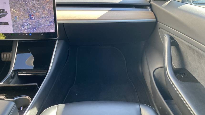 2017 Tesla Model 3 5YJ3E1EA1HF002407