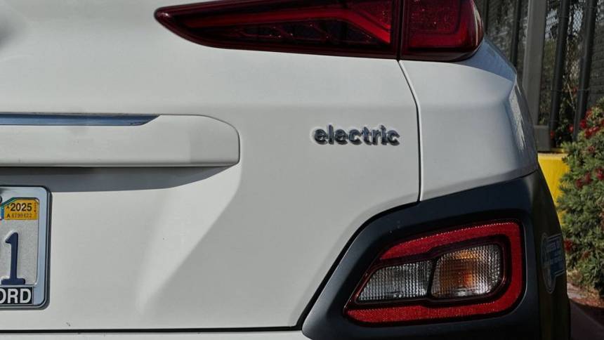 2021 Hyundai Kona Electric KM8K33AG3MU128448