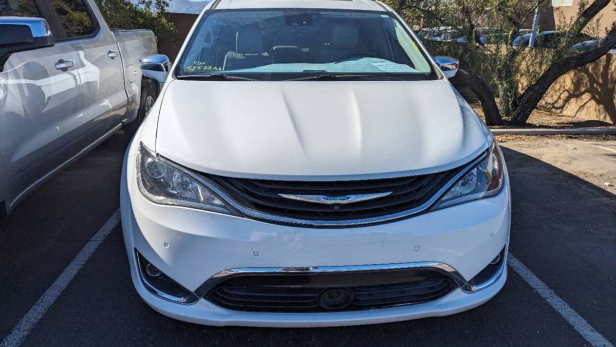 2018 Chrysler Pacifica Hybrid 2C4RC1N76JR118796