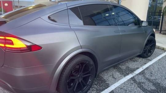 2021 Tesla Model X 5YJXCBE46MF324770