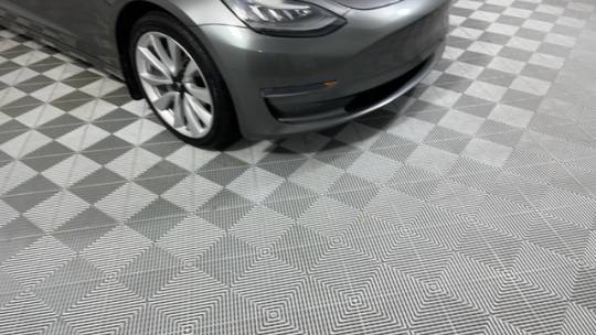 2019 Tesla Model 3 5YJ3E1EB3KF448249