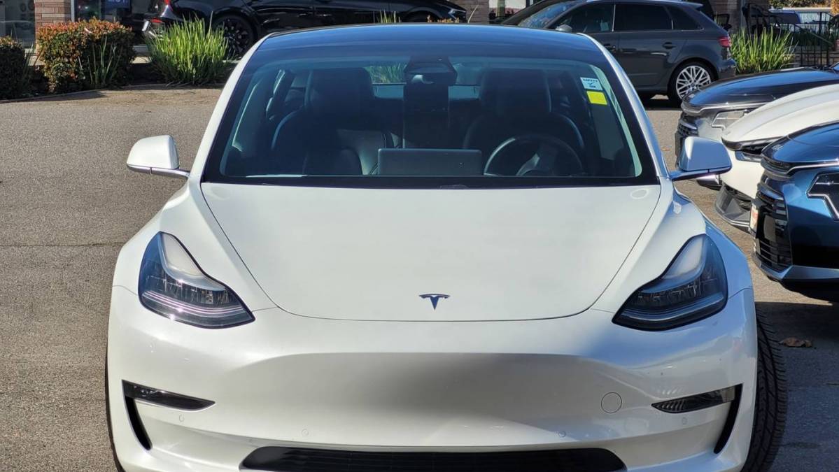 2020 Tesla Model 3 5YJ3E1EB4LF666105