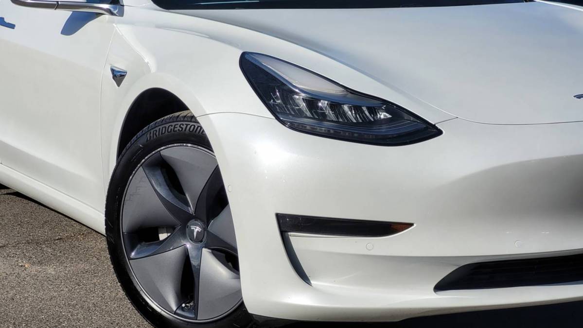 2020 Tesla Model 3 5YJ3E1EB4LF666105