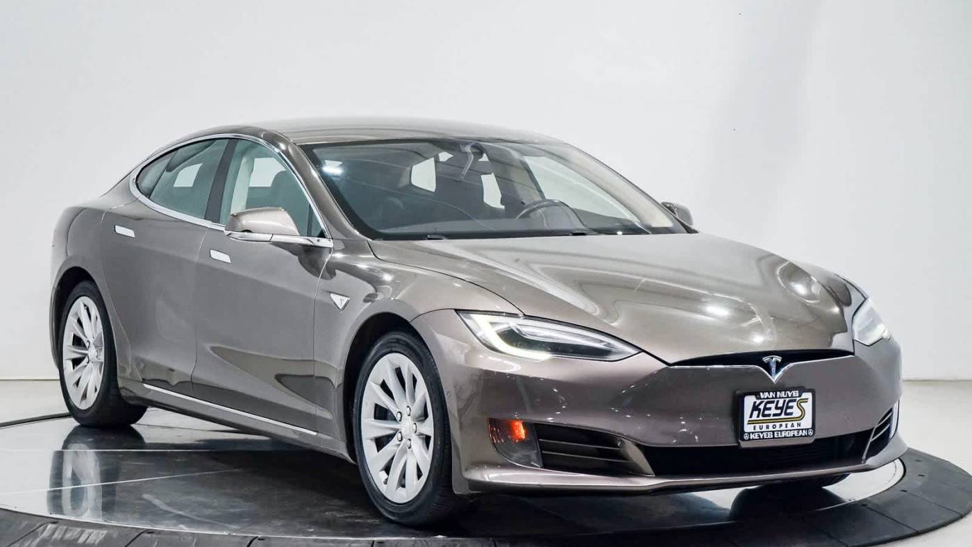 2016 Tesla Model S 5YJSA1E12GF157389