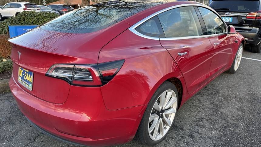 2018 Tesla Model 3 5YJ3E1EA1JF102724