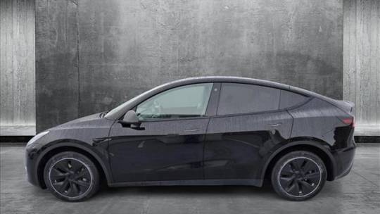 2021 Tesla Model Y 5YJYGDEEXMF093921