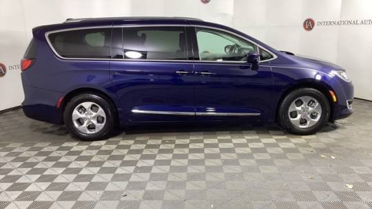 2018 Chrysler Pacifica Hybrid 2C4RC1L73JR183754