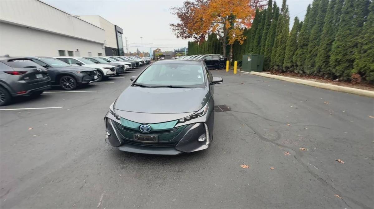 2018 Toyota Prius Prime JTDKARFP7J3071551