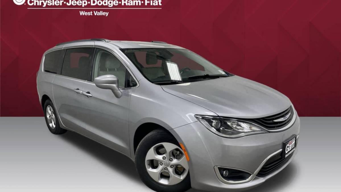 2018 Chrysler Pacifica Hybrid 2C4RC1H71JR278161