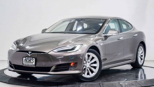 2016 Tesla Model S 5YJSA1E12GF157389