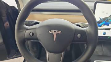 2021 Tesla Model Y 5YJYGAEE1MF131342