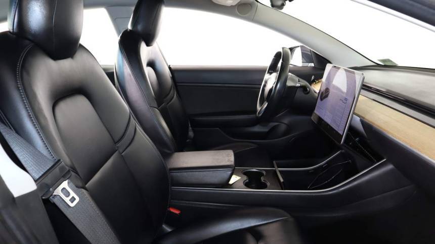 2018 Tesla Model 3 5YJ3E1EA8JF003432