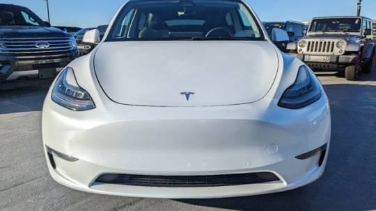 2021 Tesla Model Y 5YJYGDEE4MF193819