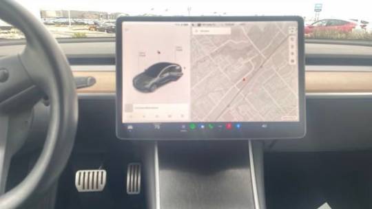 2018 Tesla Model 3 5YJ3E1EB7JF082858