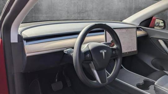 2021 Tesla Model Y 5YJYGDEE5MF091526