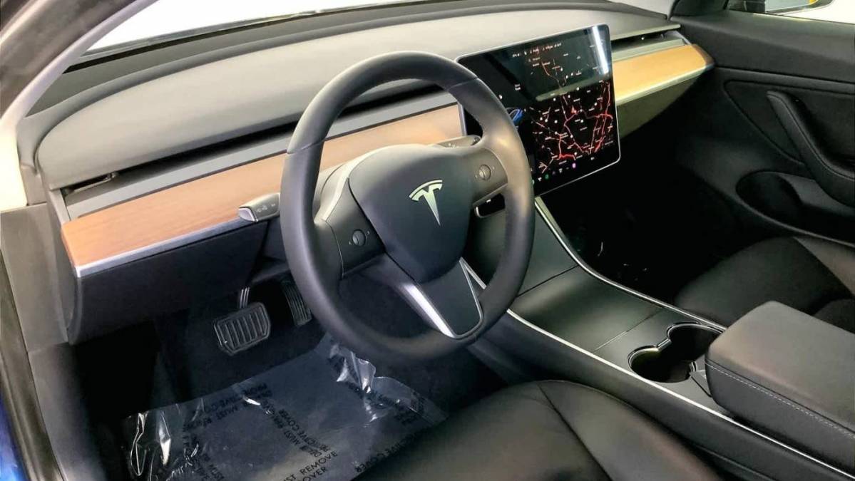 2020 Tesla Model 3 5YJ3E1EBXLF744368