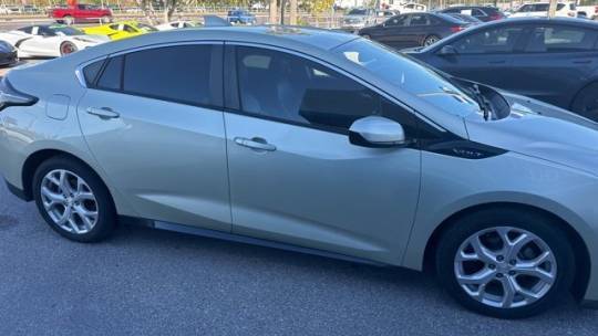 2017 Chevrolet VOLT 1G1RB6S53HU106856