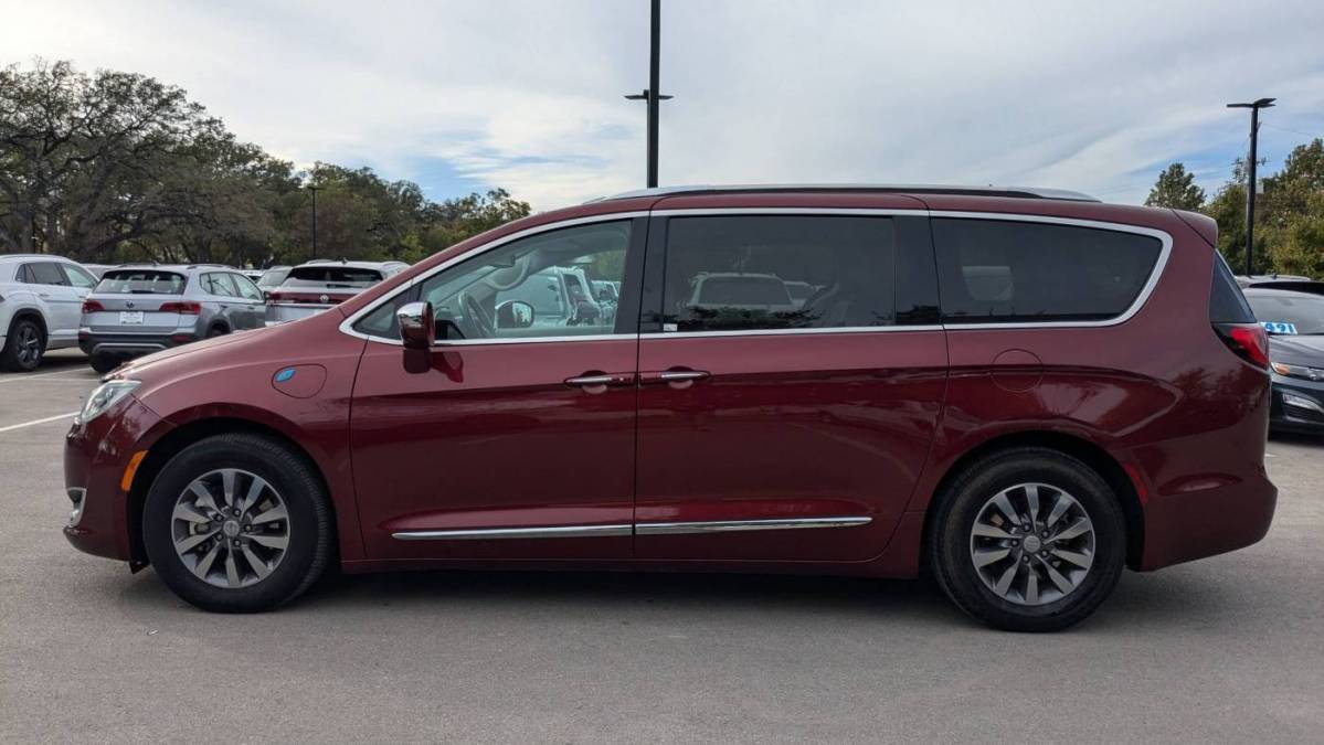 2019 Chrysler Pacifica Hybrid 2C4RC1N79KR630134