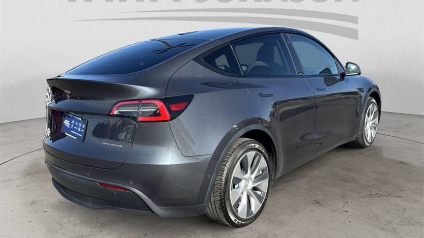 2021 Tesla Model Y 5YJYGDEEXMF075936