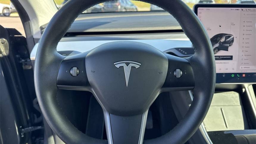 2021 Tesla Model Y 5YJYGDEEXMF075936