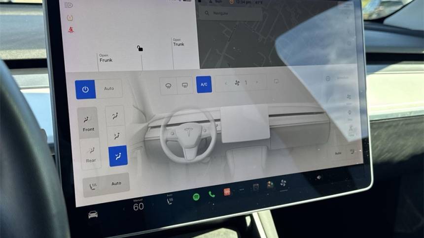 2021 Tesla Model Y 5YJYGDEEXMF075936