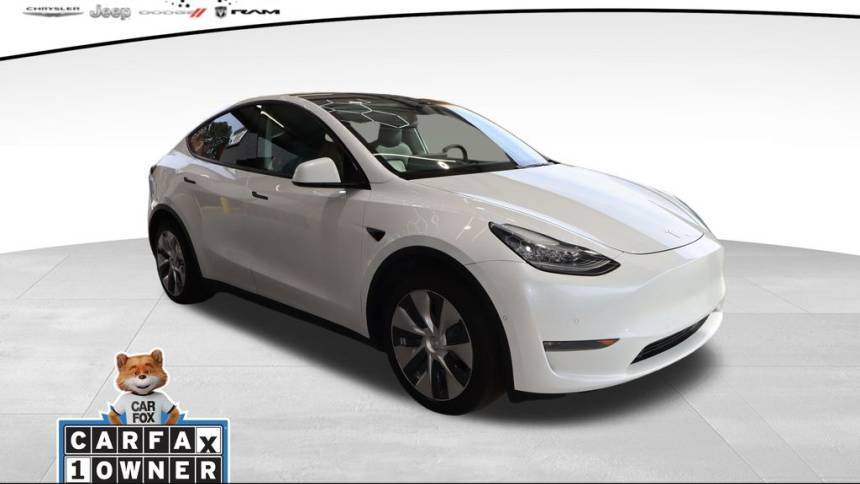 2021 Tesla Model Y 5YJYGDEE1MF078577