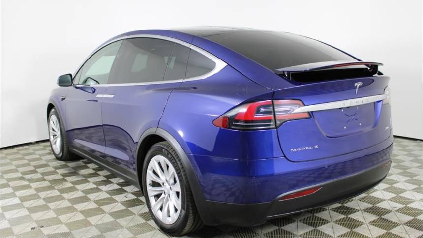 2018 Tesla Model X 5YJXCBE21JF133882