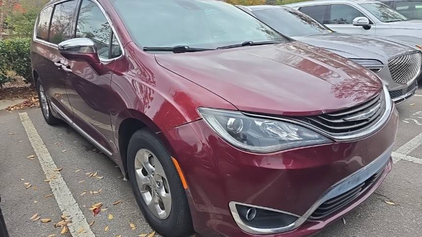 2018 Chrysler Pacifica Hybrid 2C4RC1N79JR178393