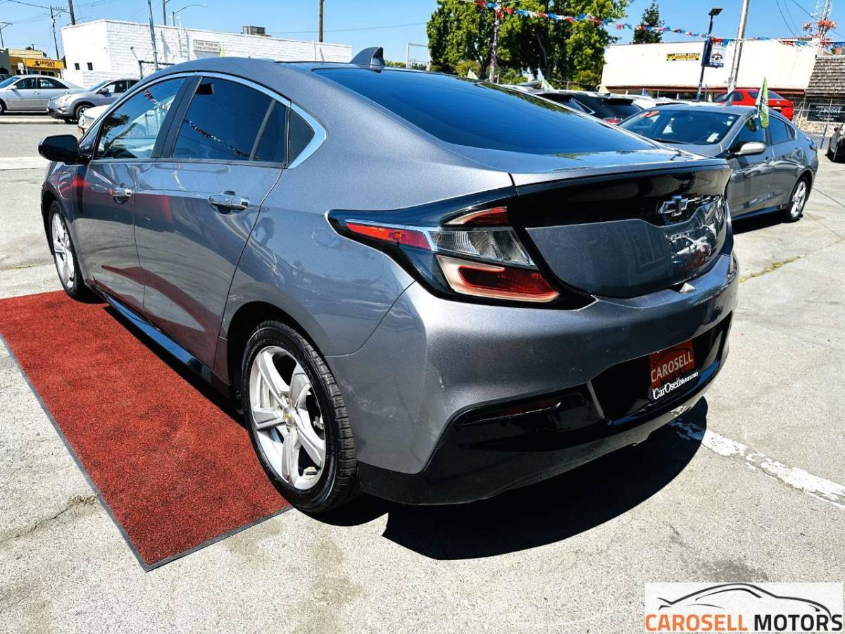 2018 Chevrolet VOLT 1G1RC6S52JU126048