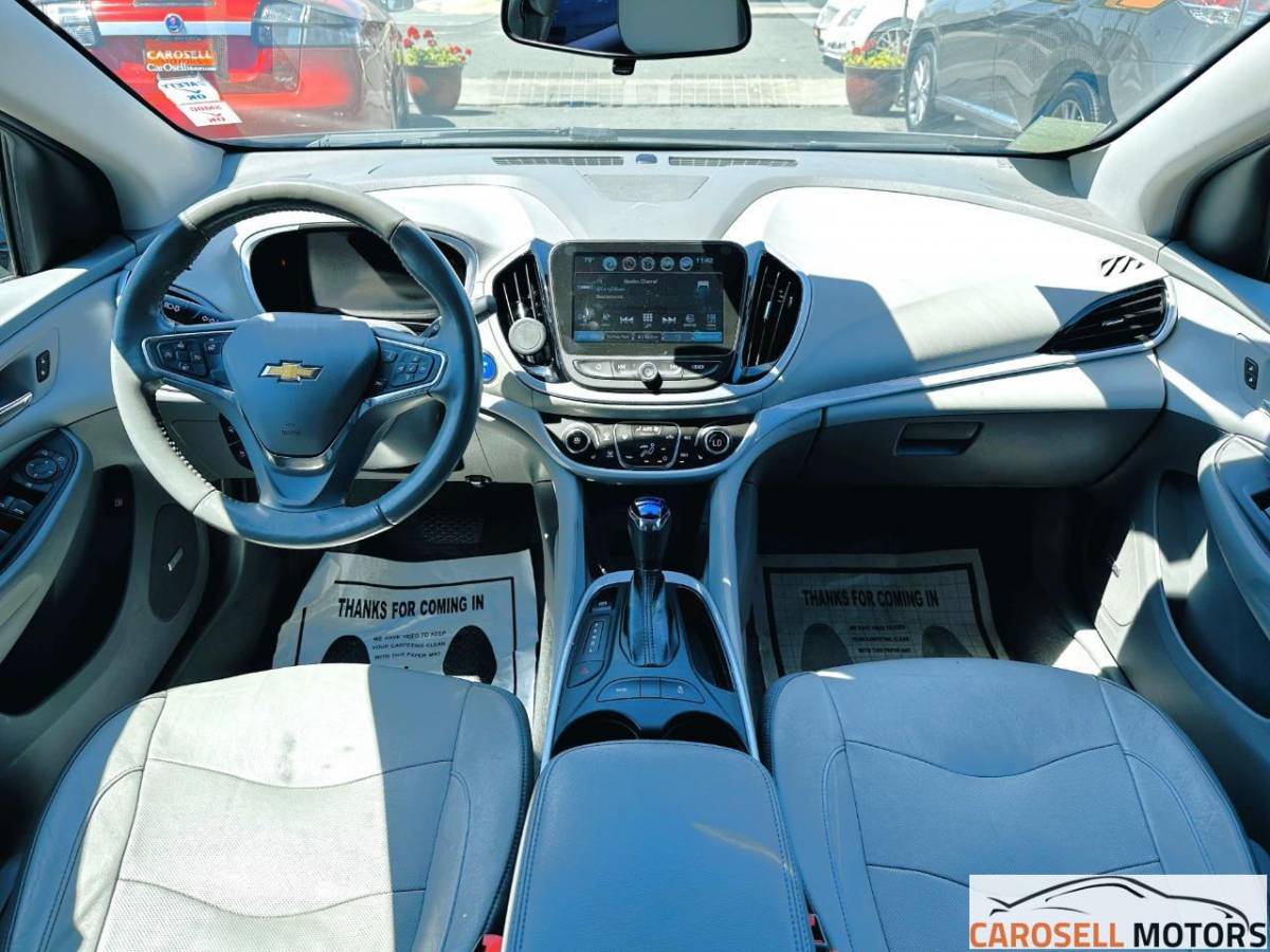 2018 Chevrolet VOLT 1G1RC6S52JU126048