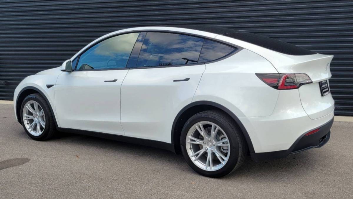 2020 Tesla Model Y 5YJYGDEEXLF027867