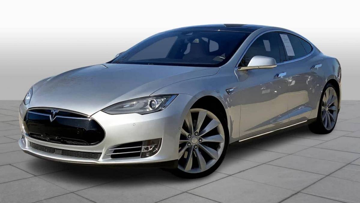 2016 Tesla Model S 5YJSA1E21GF122562