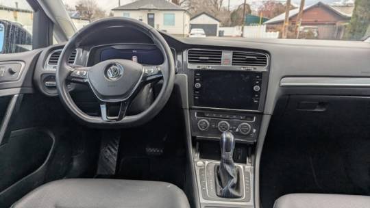 2017 Volkswagen e-Golf WVWPR7AU6HW954629