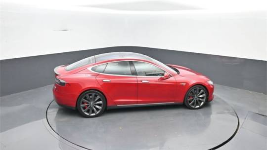 2015 Tesla Model S 5YJSA1E47FF114045