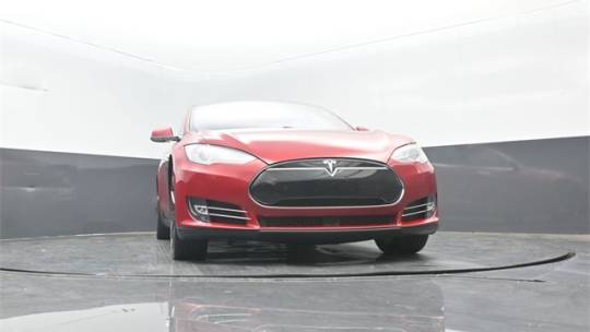 2015 Tesla Model S 5YJSA1E47FF114045