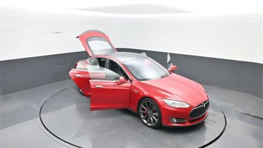 2015 Tesla Model S 5YJSA1E47FF114045