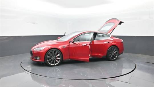 2015 Tesla Model S 5YJSA1E47FF114045