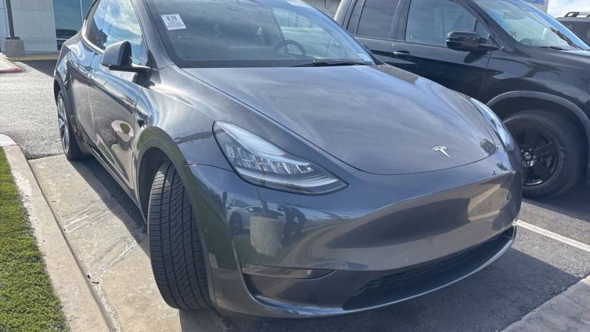 2021 Tesla Model Y 5YJYGDEE1MF074805