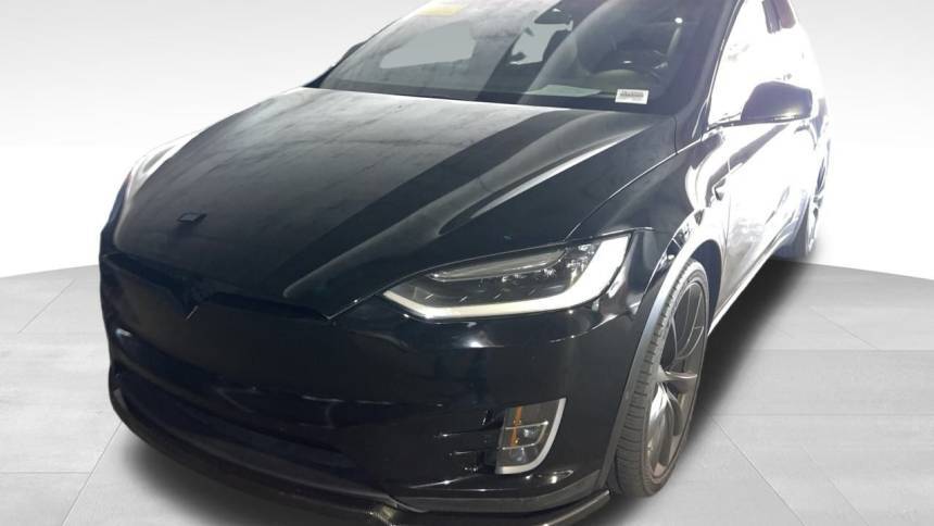 2017 Tesla Model X 5YJXCAE22HF068397