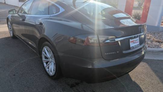 2018 Tesla Model S 5YJSA1E26JF261819